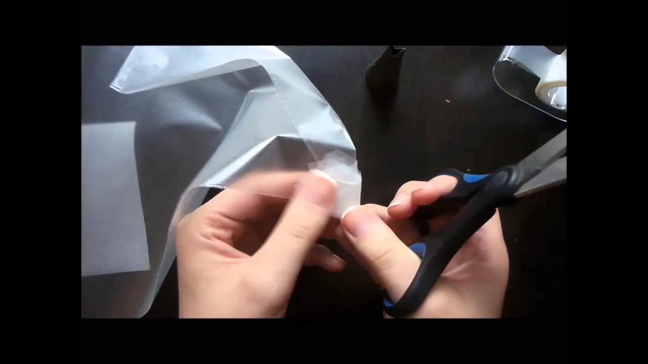 Jak nałożyć krem na babeczki bez rękawów i uzyskać idealny efekt