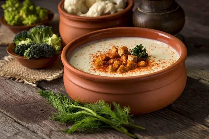 Czy zupy są dietetyczne? Odkryj, jak mogą wspierać odchudzanie